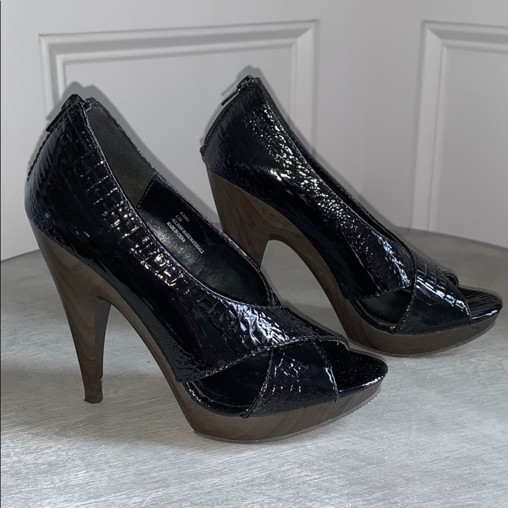 Steve Madden Patten Leather Heels